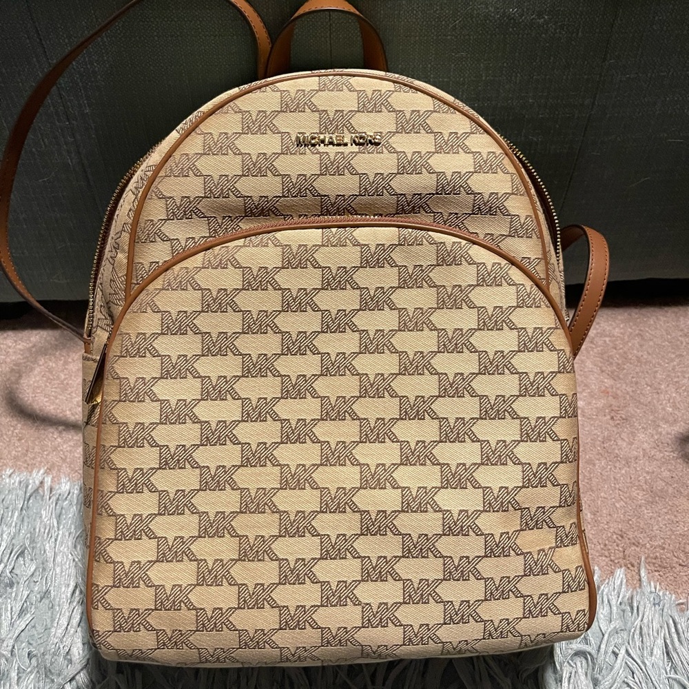 NWT Michael kors backpack